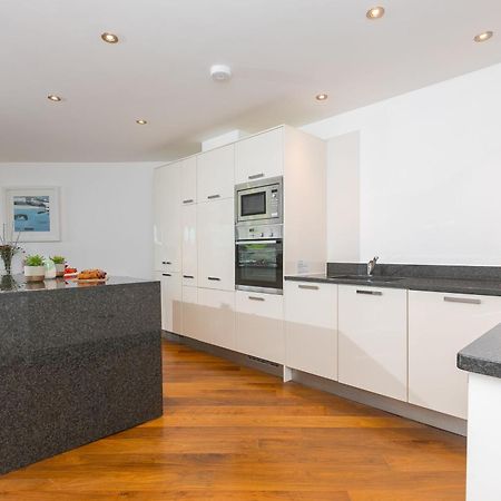 Number One Peninsula Villa St Ives  Exterior photo